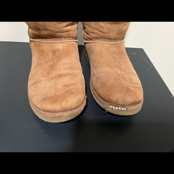 Ugg boots - Picture 3 of 5
